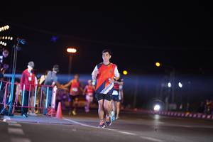 BIB: 1919
                            <button type="button" onclick="openModal(23230031)" class="btn btn-primary btn-sm float-right btn-popup" data-toggle="modal" data-target=".modal-high-quality">
                        <i class="fas fa-shopping-cart"></i> Add to Cart
                    </button>
                                            <button type="button" onclick="isThisMe(23230031, true)" class="btn btn-success btn-sm float-right btn-popup btn-isme hidden" data-toggle="tooltip" data-placement="bottom" title="นี่คือรูปของคุณใช่ไหม คลิกที่นี่เพื่อเอาเข้าอัลบั้ม">
                        <i class="fas fa-plus"></i> Add to album
                    </button>
                    <button type="button" onclick="isThisMe(23230031, false)" class="btn btn-warning btn-sm float-right btn-popup btn-isnotme hidden">
                        <i class="fas fa-ban"></i> Remove from album
                    </button>